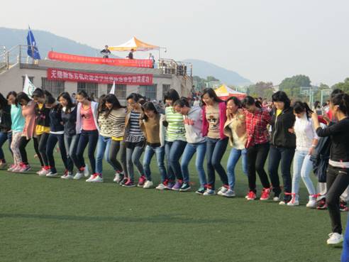 yl7703永利集团成功举行第十届趣味运动会暨首届“疾风追梦”团队接力比赛